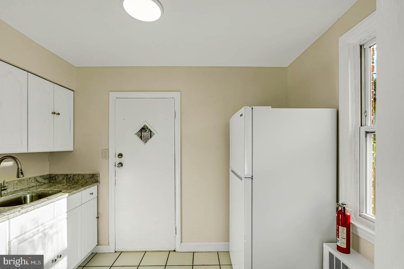 3001 Lawina Road Baltimore, MD 21216 - Photo 7 of 31 Gallery Image 7