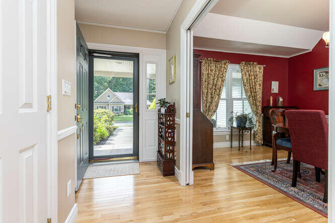 12 Landing Road Saco, ME 04072 - Photo 7 of 58 Foyer