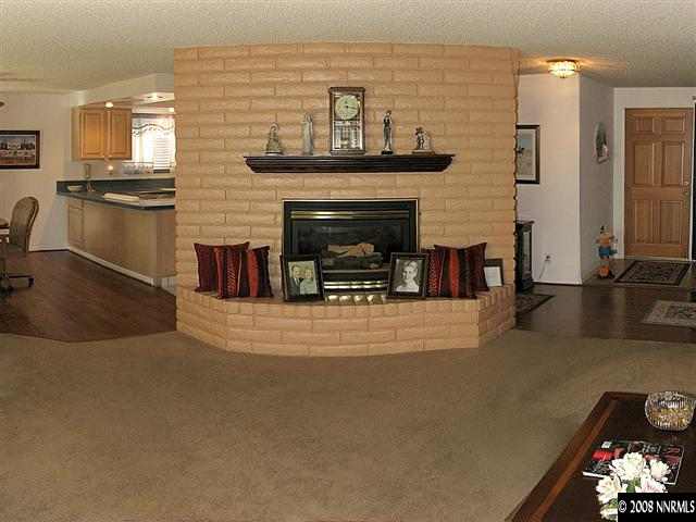 1280 Feather Way Reno, NV 89509 - Photo 2 of 9 Photo 2