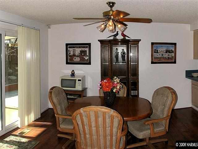 1280 Feather Way Reno, NV 89509 - Photo 5 of 9 Photo 5