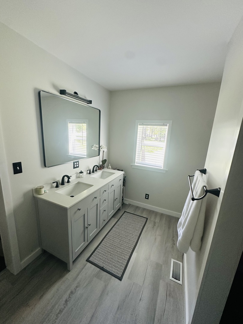 229 Broadway Street Tamaroa, IL 62888 - Photo 7 of 11 a utility room with a window a washer and dryer