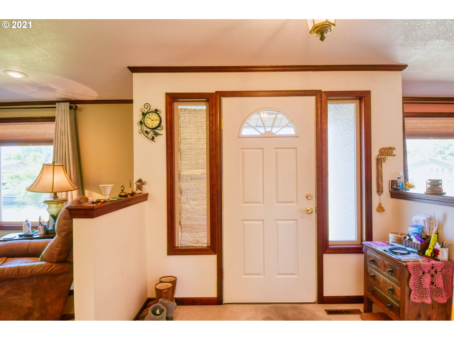 1416 Southwest 45th Street Pendleton, OR 97801 - Photo 4 of 26