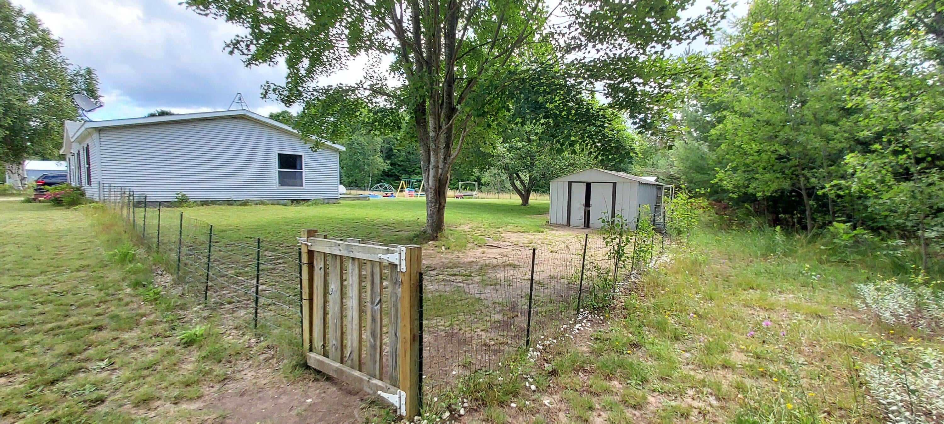 1795 Stonycroft Road Gaylord, MI 49735 - Photo 10 of 58 Gallery Image 10
