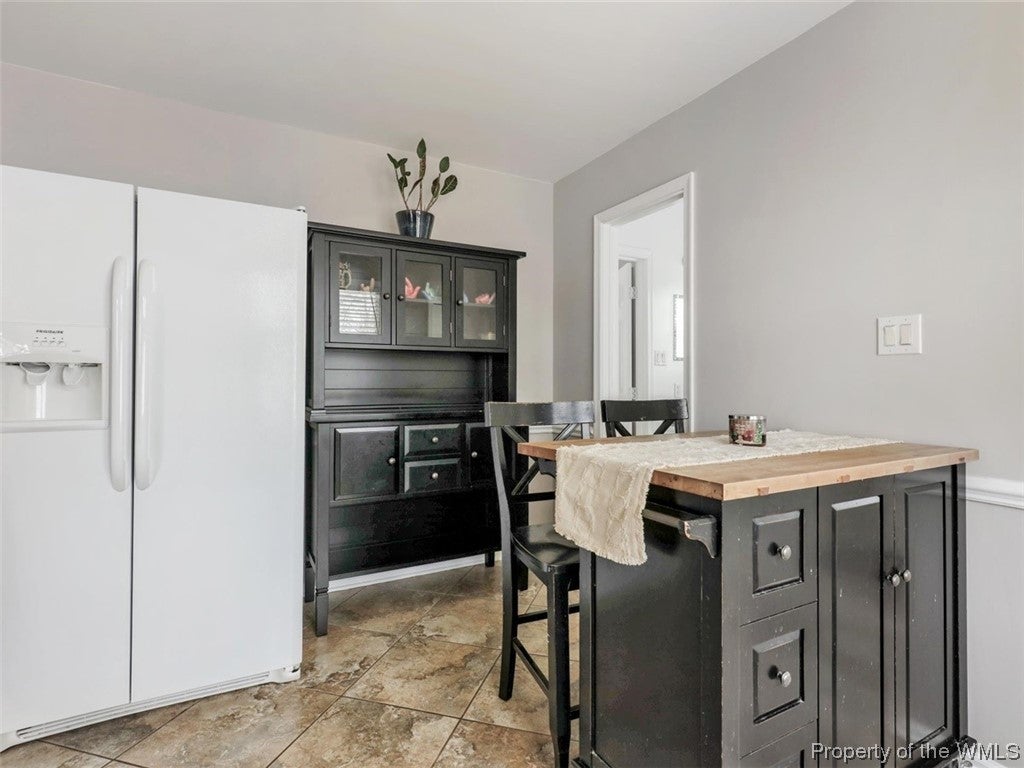 10910 Drayton Road Chester, VA 23831 - Photo 12 of 39 Gallery Image 12