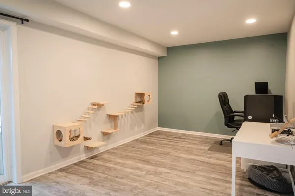 a view of a storage & utility room