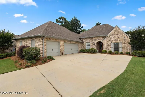 $415,000 | 120 Murrell Drive, Madison, MS 39110