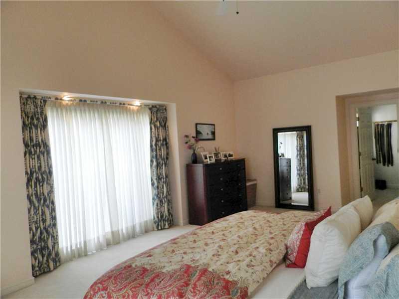 623 Twin Pine Road Fox Chapel, PA 15215 - Photo 11 of 21 Master Bedroom.