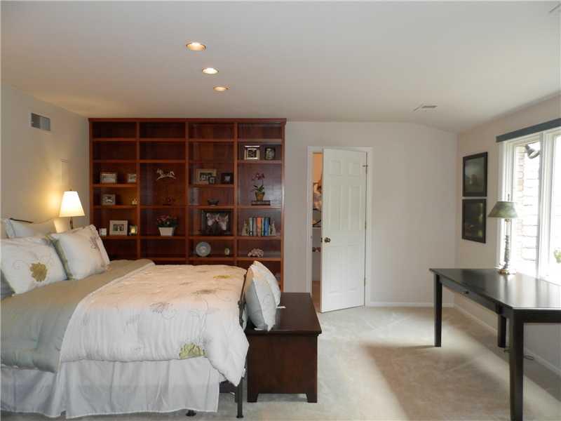 623 Twin Pine Road Fox Chapel, PA 15215 - Photo 12 of 21 Bedroom.