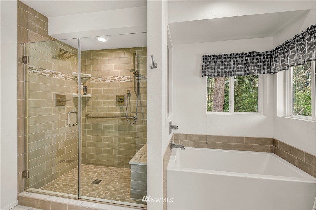 23716 3rd Place West Bothell, WA 98021 - Photo 22 of 35
