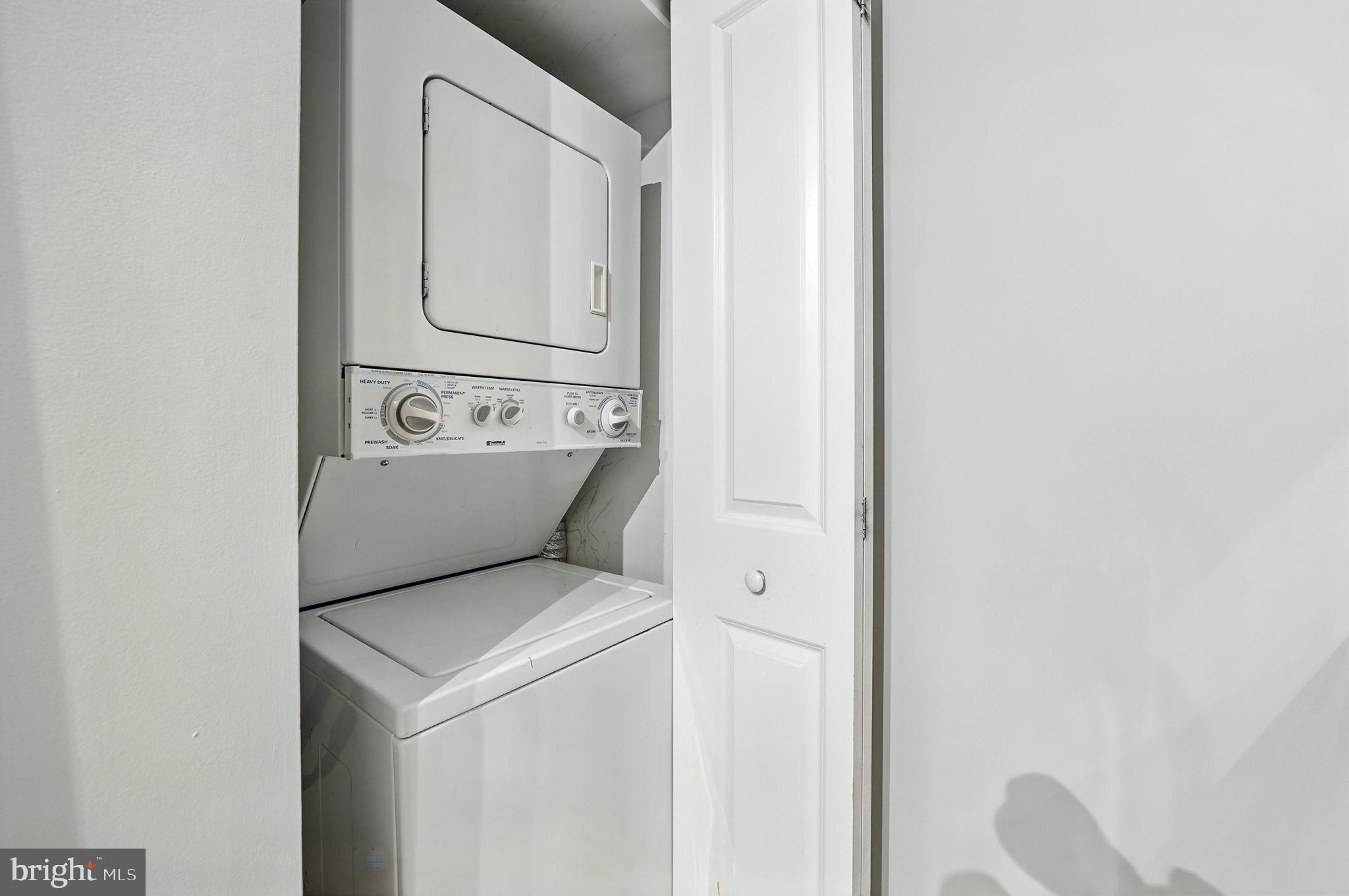 5885 Colorado Avenue Northwest, Unit 402 Washington, DC 20011 - Photo 20 of 30 a utility room with dryer and washer