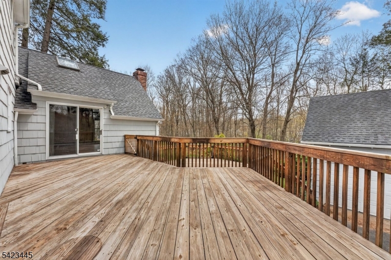 78 Orton Road West Caldwell, NJ 07006 - Photo 29 of 50