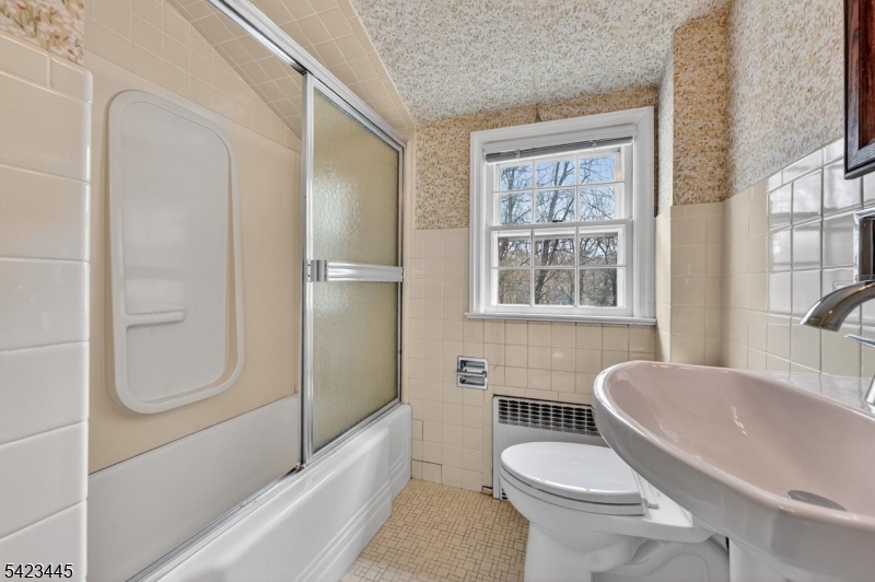 78 Orton Road West Caldwell, NJ 07006 - Photo 43 of 50