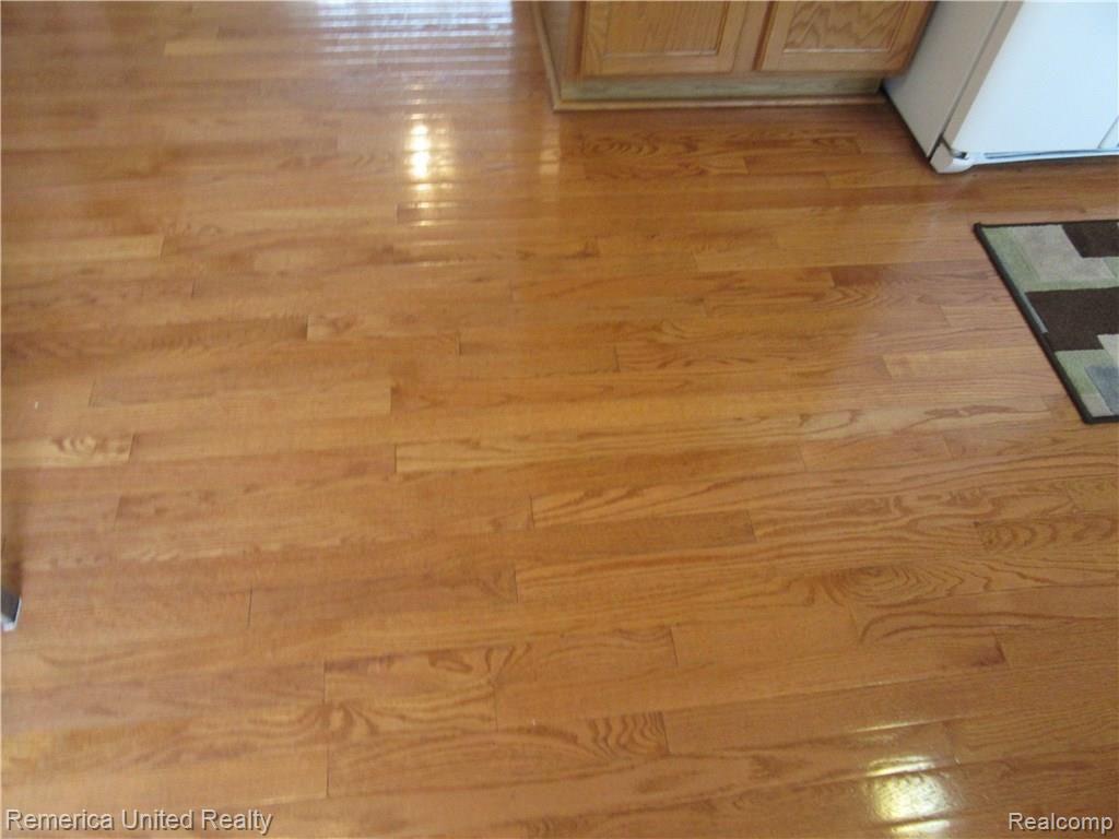 19941 Inkster Road Livonia, MI 48152 - Photo 11 of 25