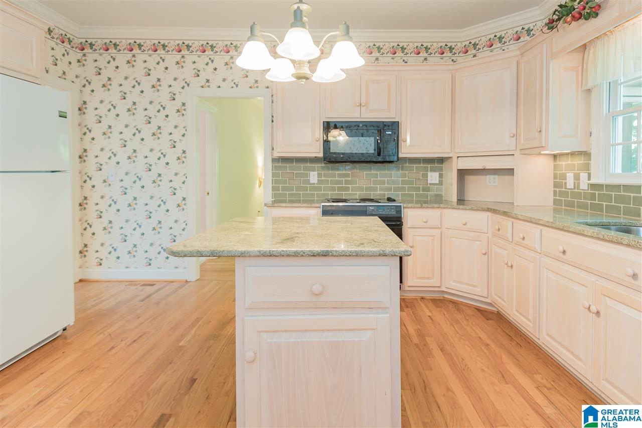 3020 Old Ivy Road Birmingham, AL 35210 - Photo 13 of 36