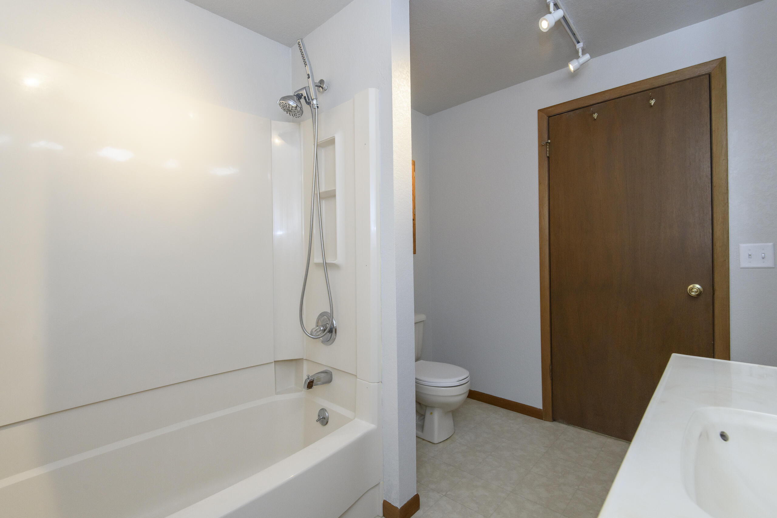 116 Rosendale Street Beaver Dam, WI 53916 - Photo 14 of 28 116 Rosendale-18