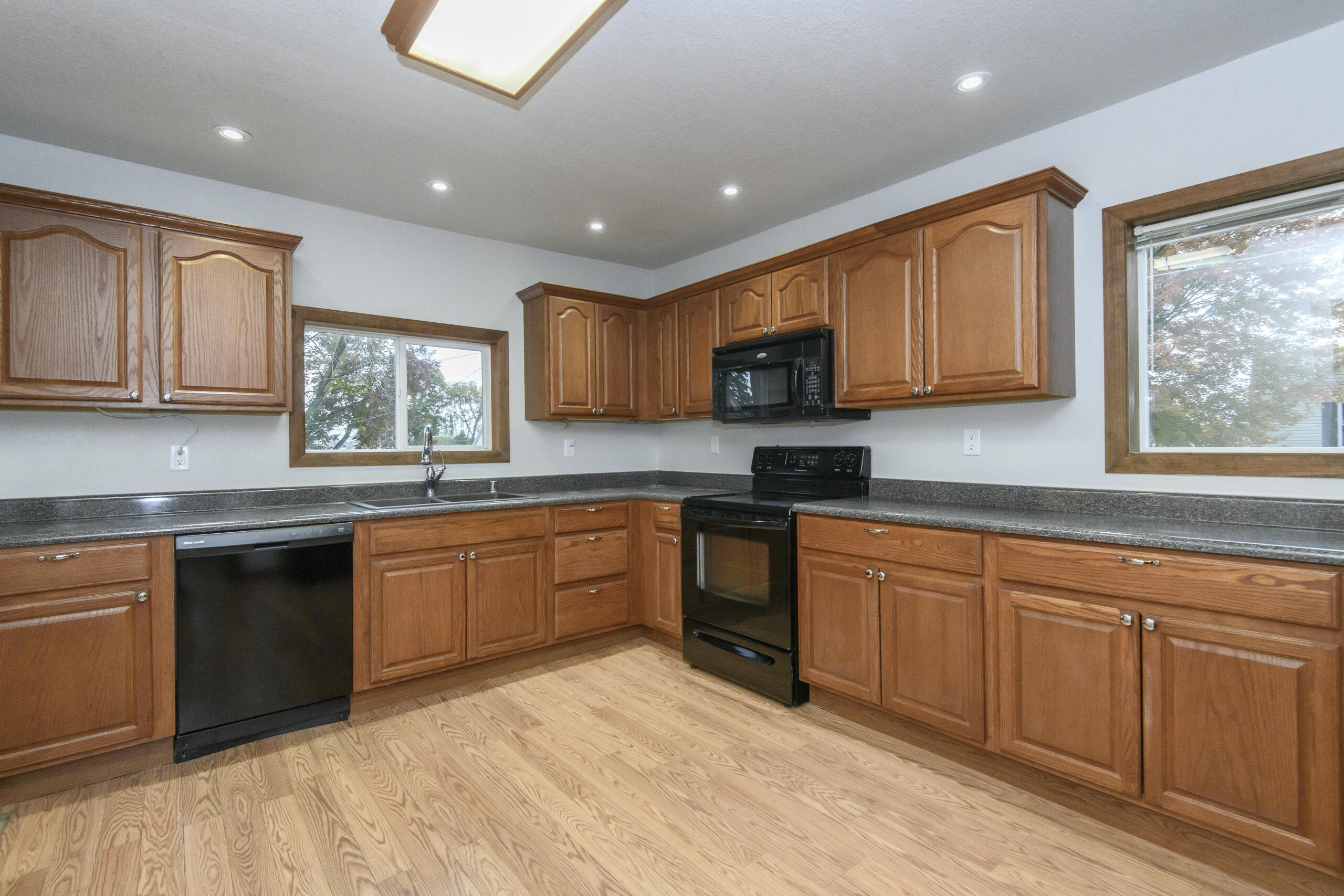 116 Rosendale Street Beaver Dam, WI 53916 - Photo 6 of 28 116 Rosendale-13