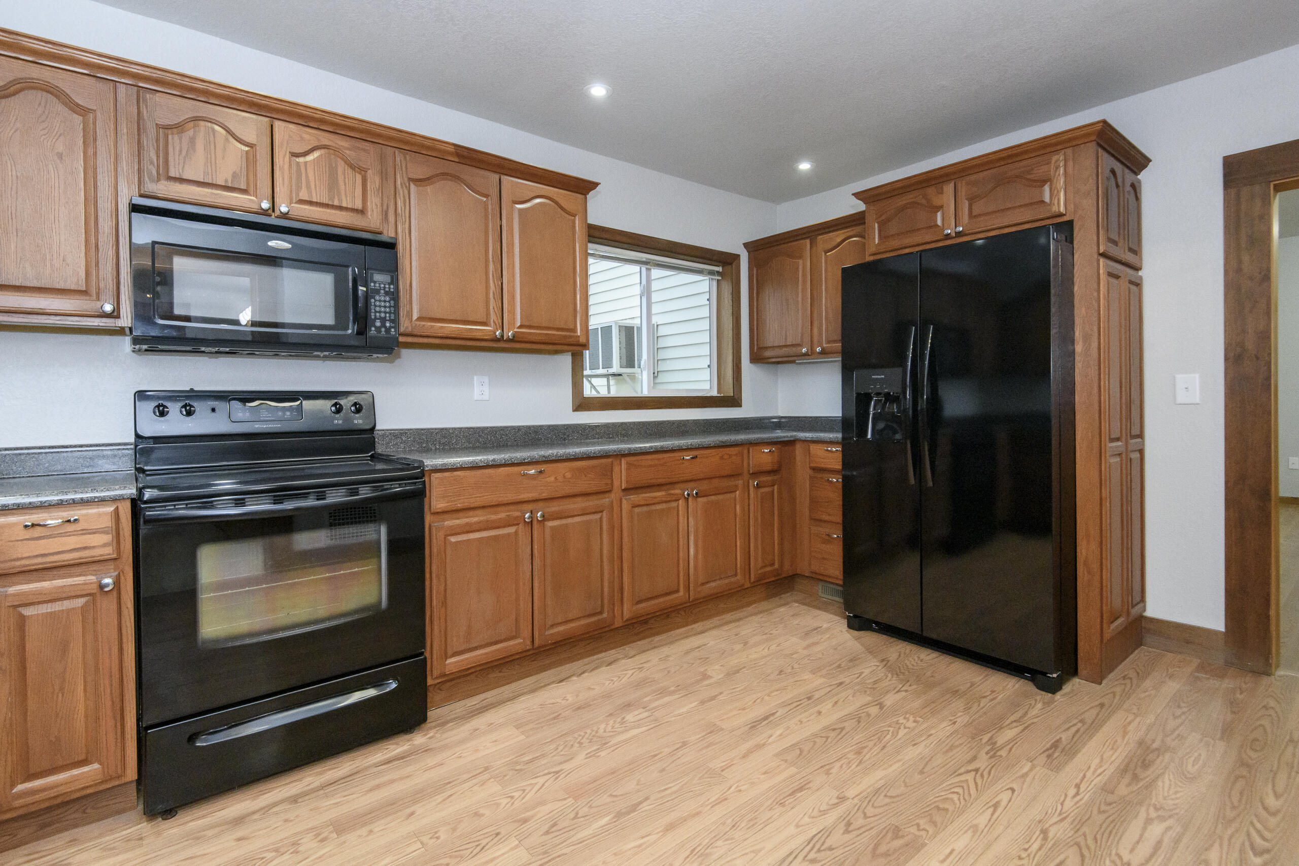 116 Rosendale Street Beaver Dam, WI 53916 - Photo 8 of 28 116 Rosendale-14