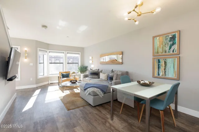 $684,000 | 216 Main Street, Unit R311, Edwards, CO 81632