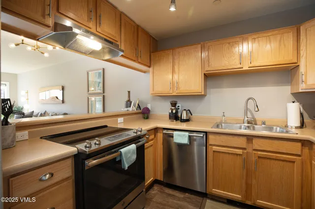 $684,000 | 216 Main Street, Unit R311, Edwards, CO 81632