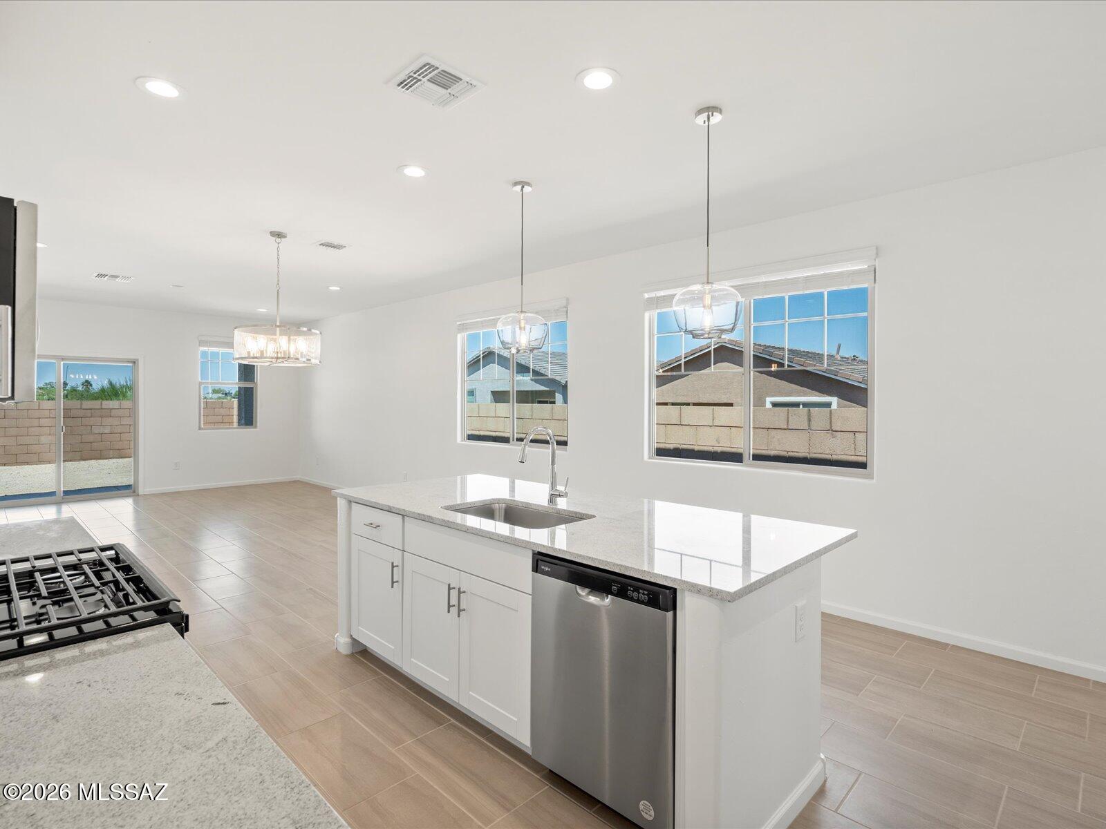 5176 West Bowen House Road Tucson, AZ 85757 - Photo 4 of 15