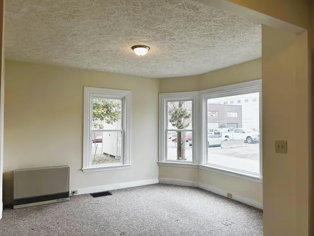 $297,500 | 33 Shepard Street, Bath, ME 04530