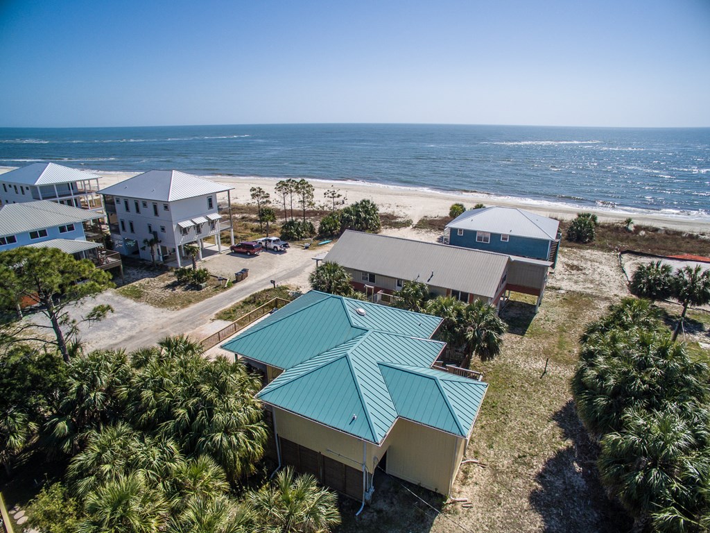 255 South Palm Street Port St. Joe, FL 32456 - Photo 4 of 11