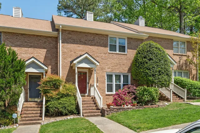 $379,000 | 5500 Fortunes Ridge Drive, Unit 82B, Durham, NC 27713