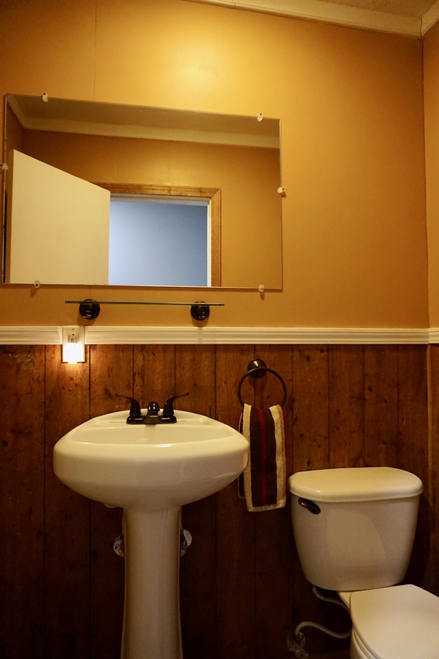 3224 Townline Road East Traverse City, MI 49686 - Photo 12 of 28 1884410-11.JPG