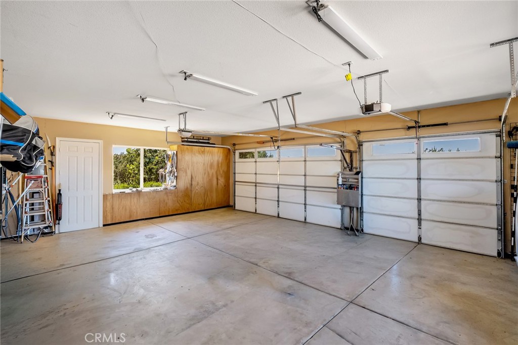 7026 Cataba Road Oak Hills, CA 92344 - Photo 44 of 62