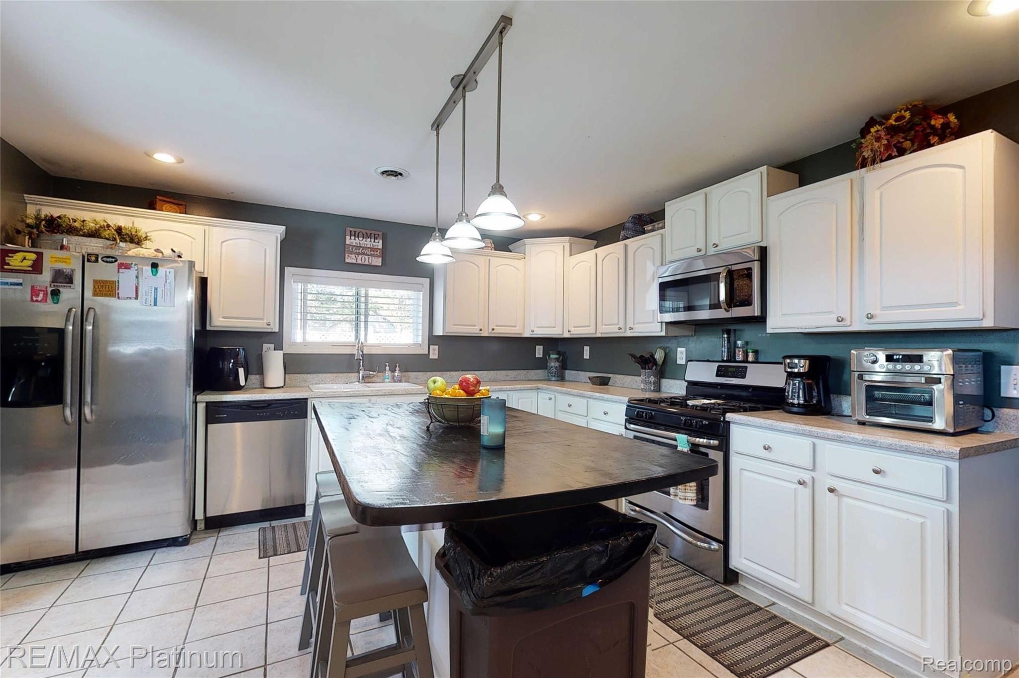 857 East Olson Road Midland, MI 48640 - Photo 20 of 52 857-E-Olson-Rd-13 Kitchen.jpg