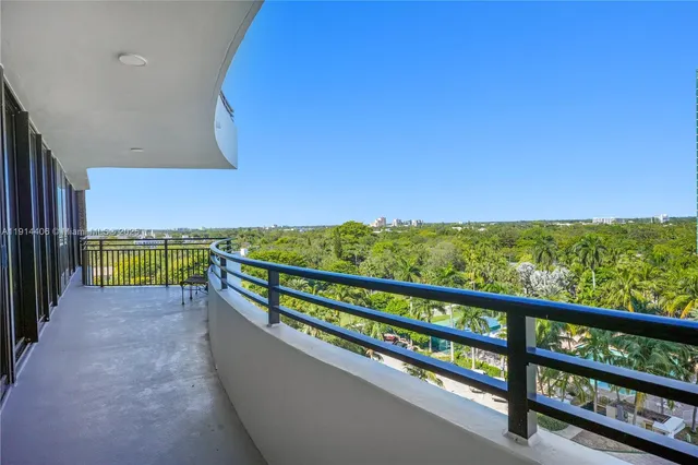 $850,000 | 720 Northeast 69th Street, Unit 9W, Miami, FL 33138