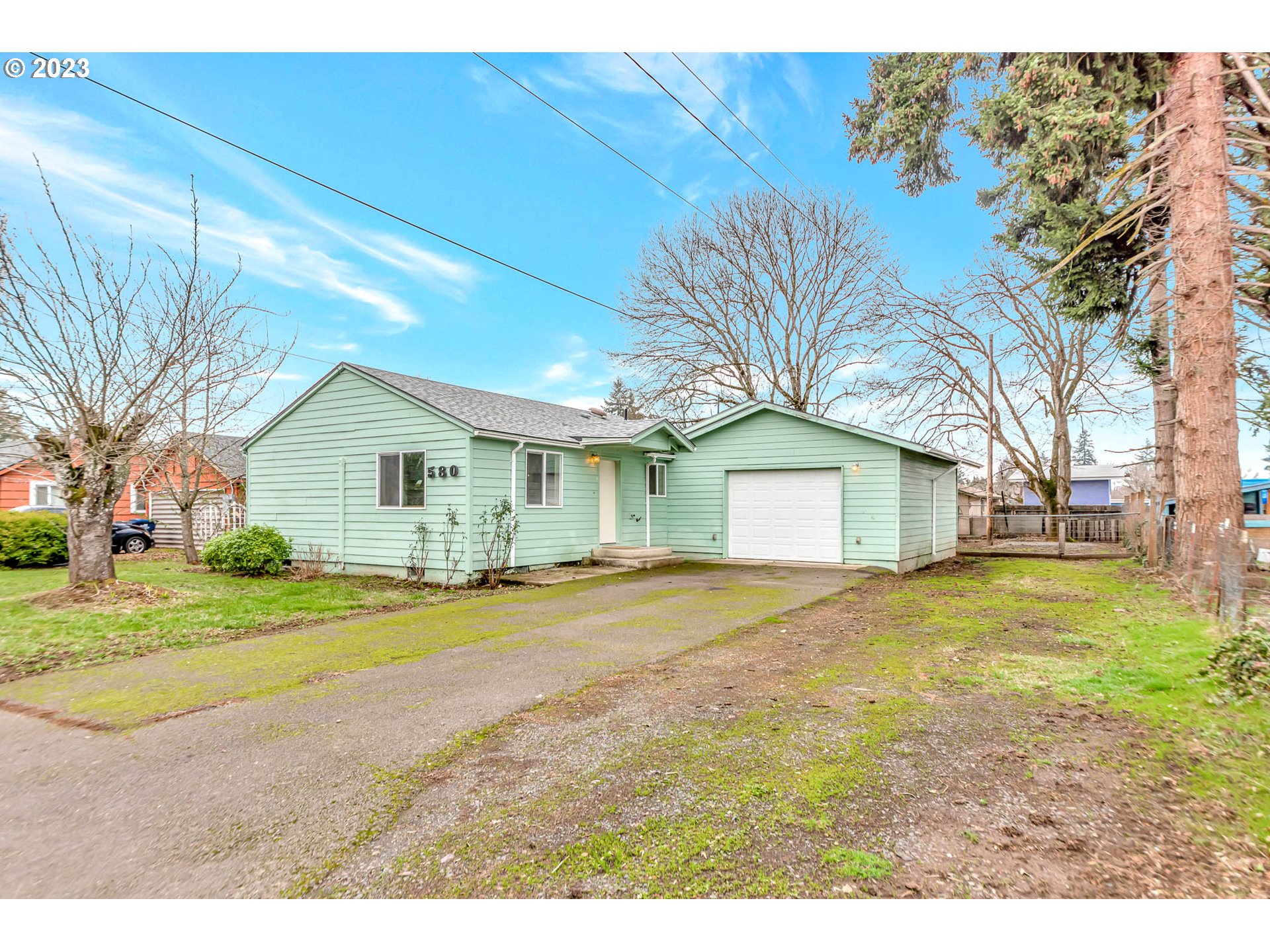 580 North 51st Street Springfield, OR 97478 - Photo 2 of 29