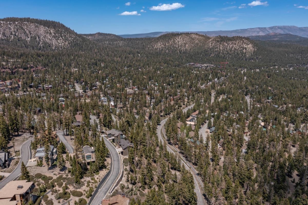 33 Bridges Lane Mammoth Lakes, CA 93546 - Photo 17 of 28