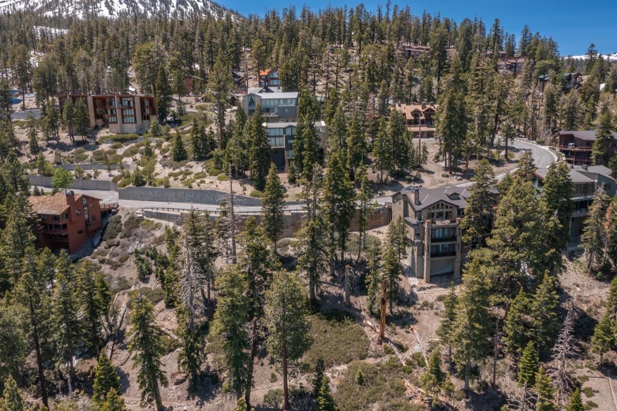 33 Bridges Lane Mammoth Lakes, CA 93546 - Photo 25 of 28