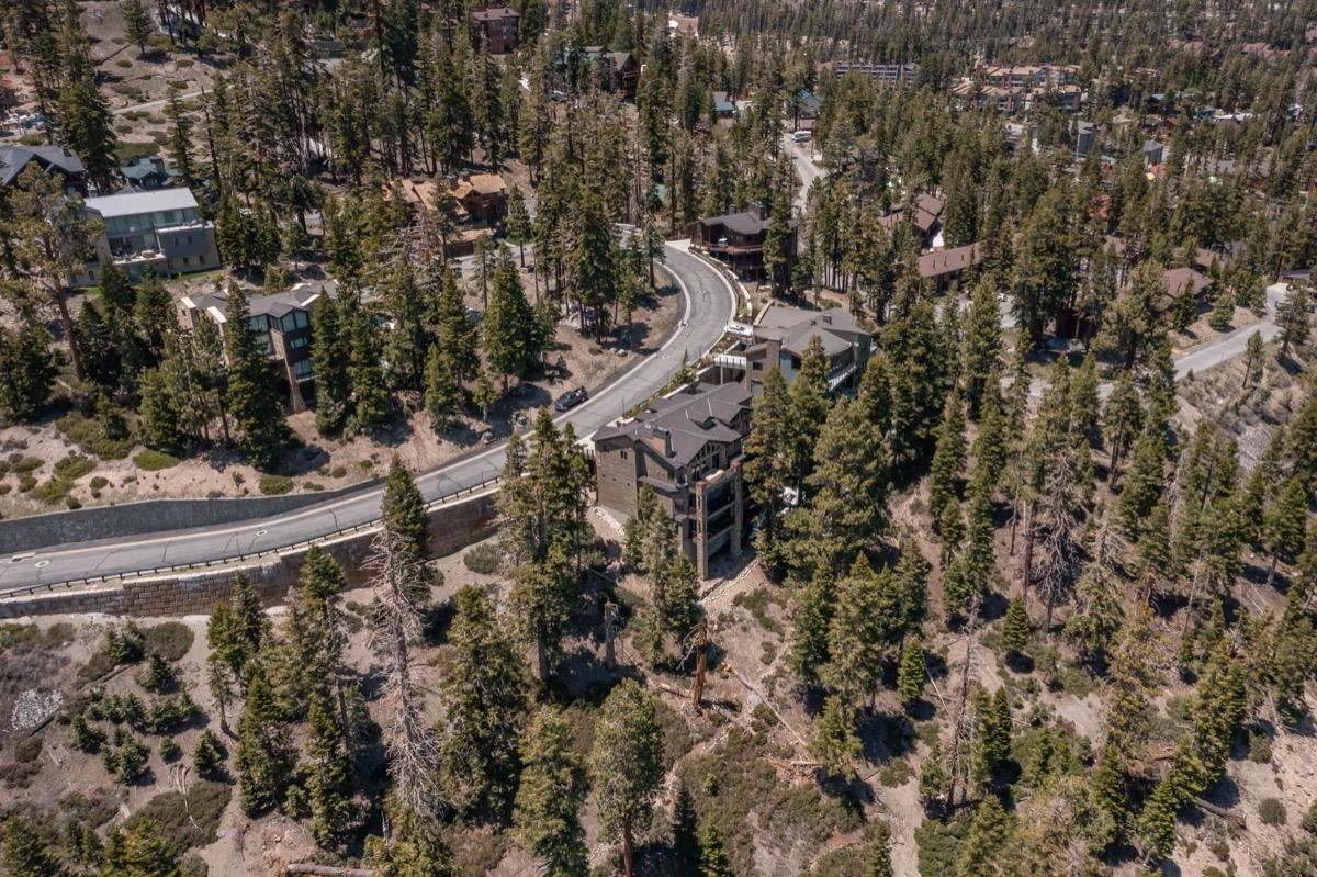 33 Bridges Lane Mammoth Lakes, CA 93546 - Photo 10 of 28