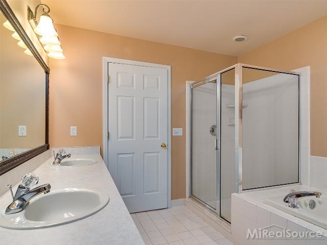 1948 South Shore Drive Rochester Hills, MI 48307 - Photo 16 of 20