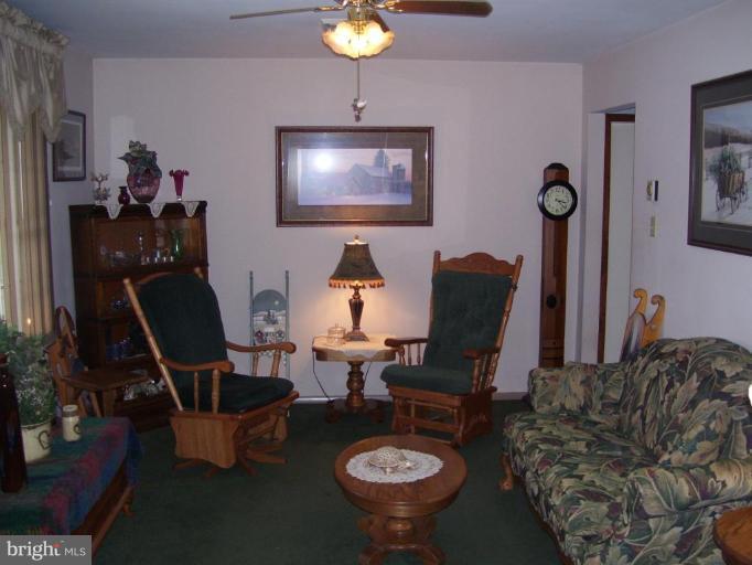 680 Orrtanna Road Orrtanna, PA 17353 - Photo 8 of 20 Living Room