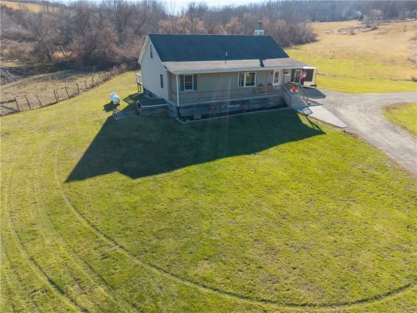 $194,900 | 902 Brown School Road, Woodhull, NY 14898