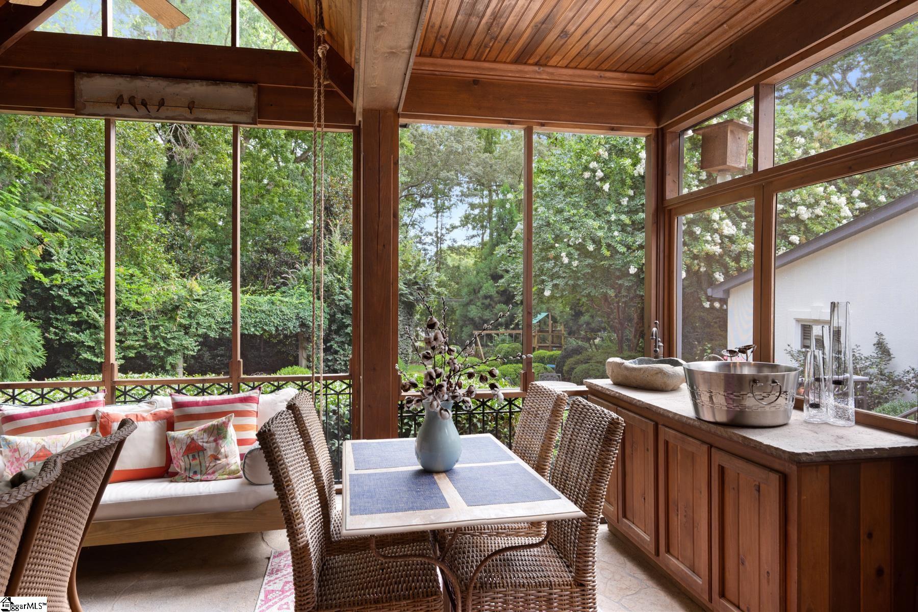216 Riverside Drive Greenville, SC 29605 - Photo 27 of 36 Gallery Image 27