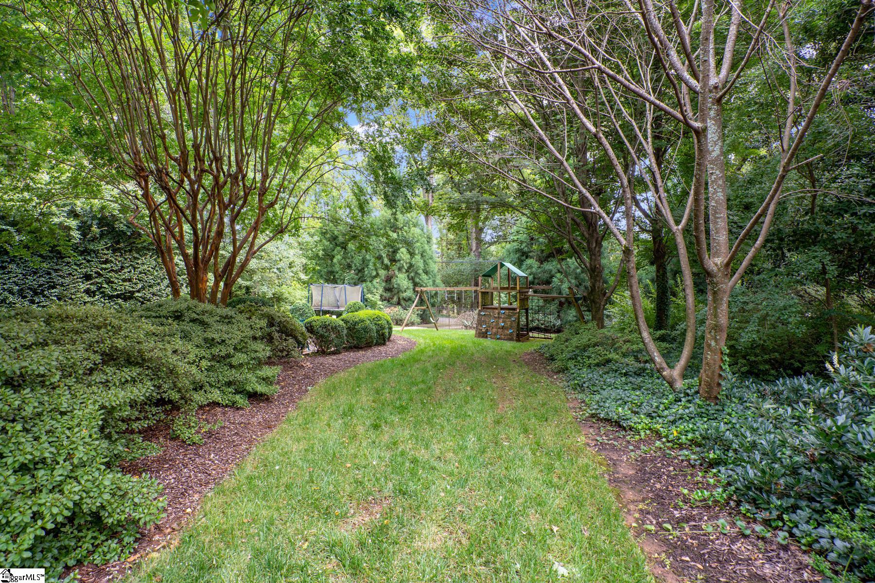 216 Riverside Drive Greenville, SC 29605 - Photo 28 of 36 Gallery Image 28
