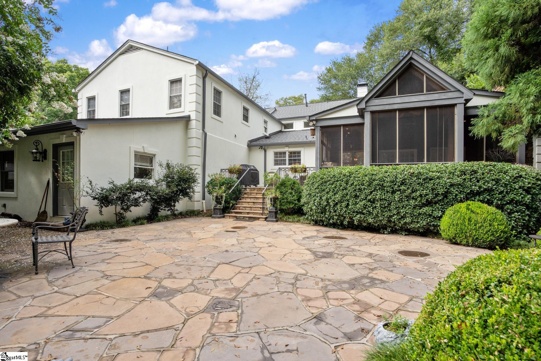 216 Riverside Drive Greenville, SC 29605 - Photo 31 of 36 Gallery Image 31