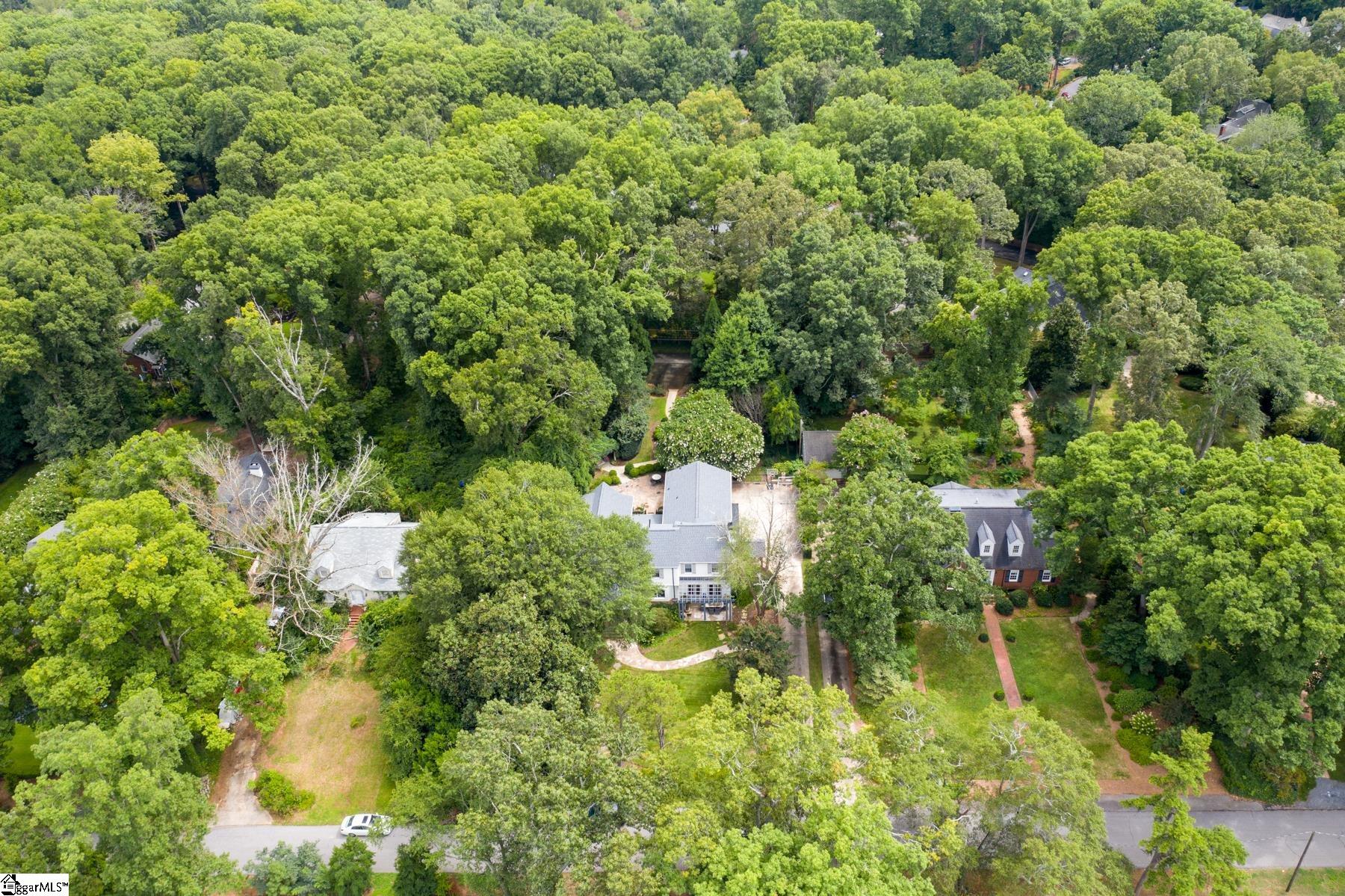 216 Riverside Drive Greenville, SC 29605 - Photo 34 of 36 Gallery Image 34