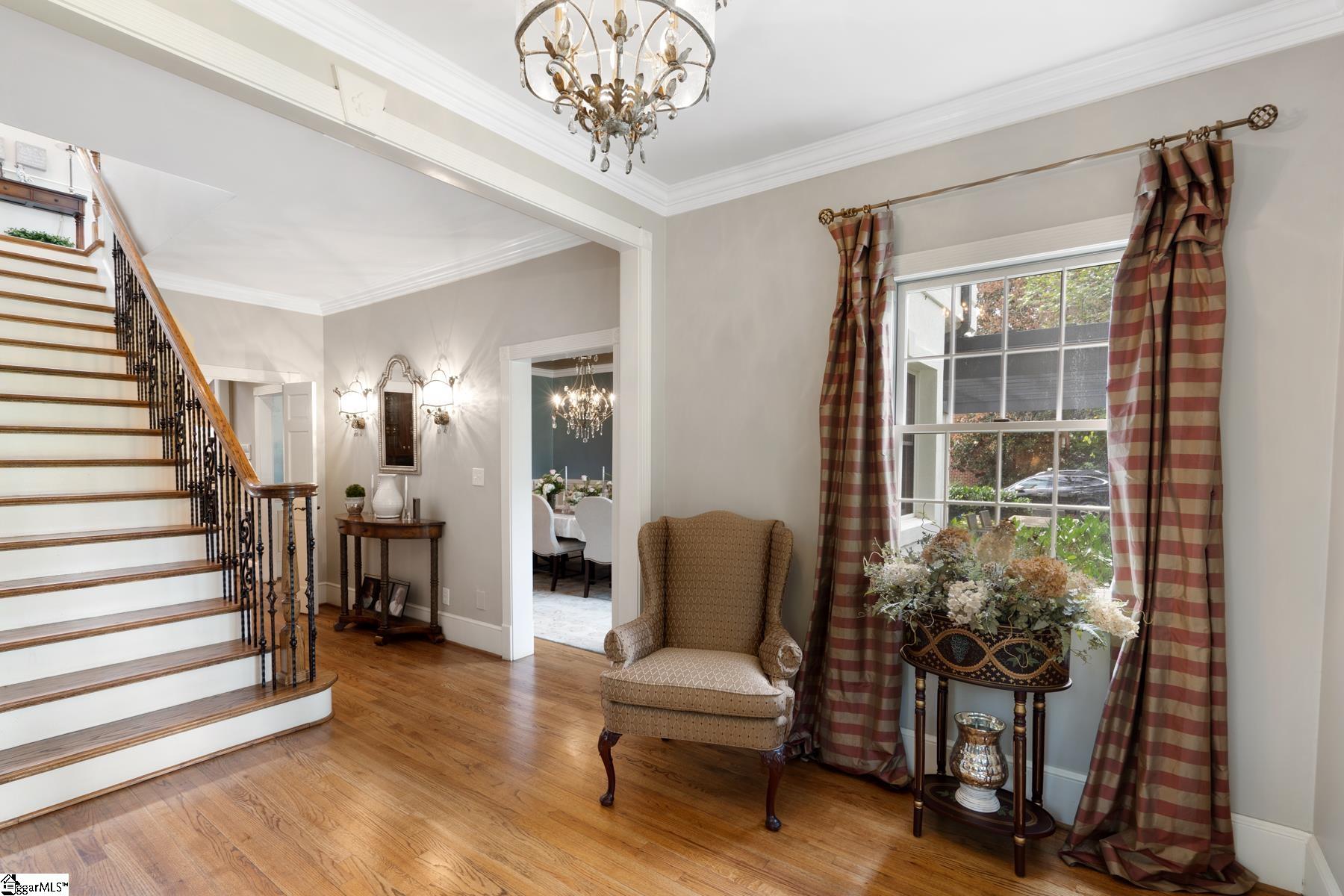 216 Riverside Drive Greenville, SC 29605 - Photo 6 of 36 Gallery Image 6