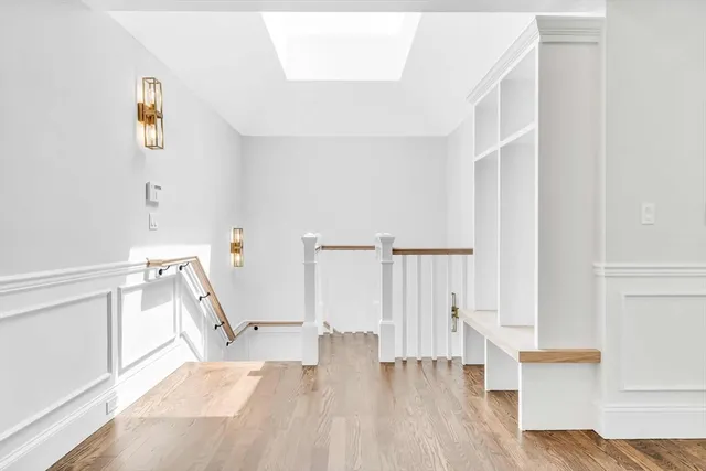 $9,500 | 128 Longwood Avenue, Unit 4, Brookline, MA 02446