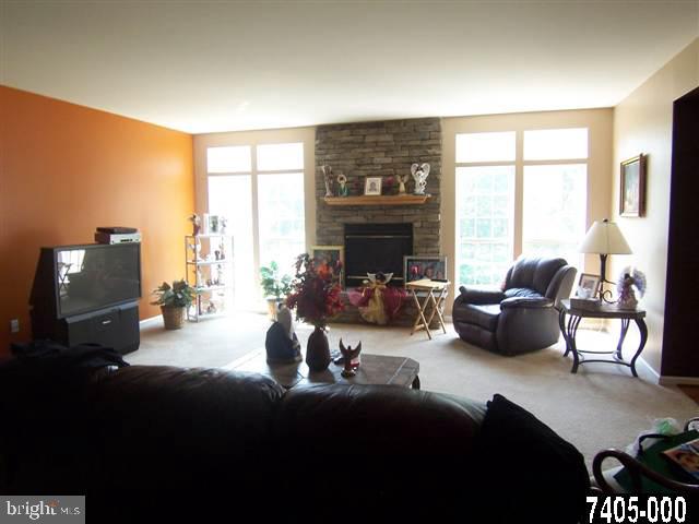 513 Wynwood Road York, PA 17402 - Photo 14 of 25 Gallery Image 14