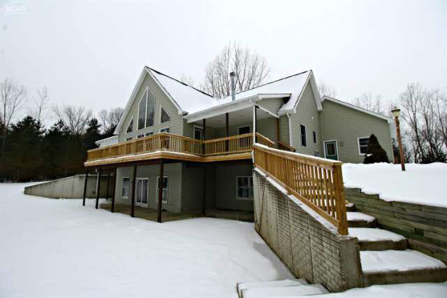 8680 South Durand Road Durand, MI 48429 - Photo 31 of 32 20459611-30.JPG