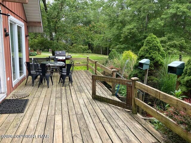 171 Highridge Road Albrightsville, PA 18210 - Photo 8 of 9 171 deck