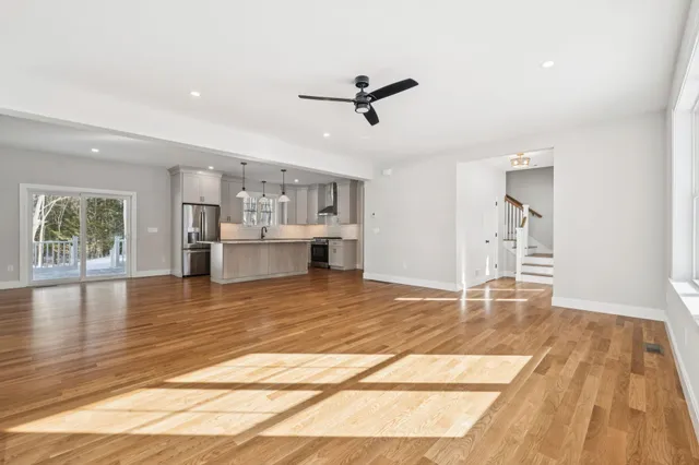 $1,280,000 | 2 Washburn Farm Lane, Unit 1, Kittery, ME 03905