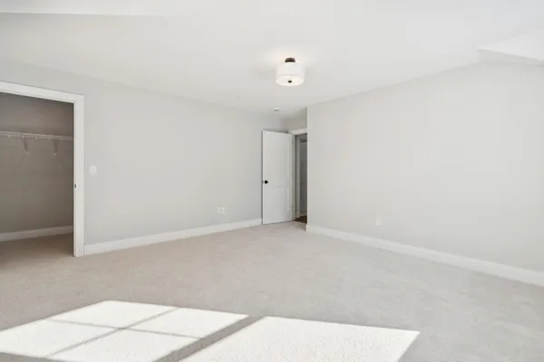 $1,280,000 | 2 Washburn Farm Lane, Unit 1, Kittery, ME 03905