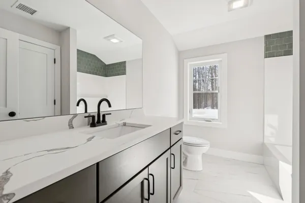 $1,280,000 | 2 Washburn Farm Lane, Unit 1, Kittery, ME 03905